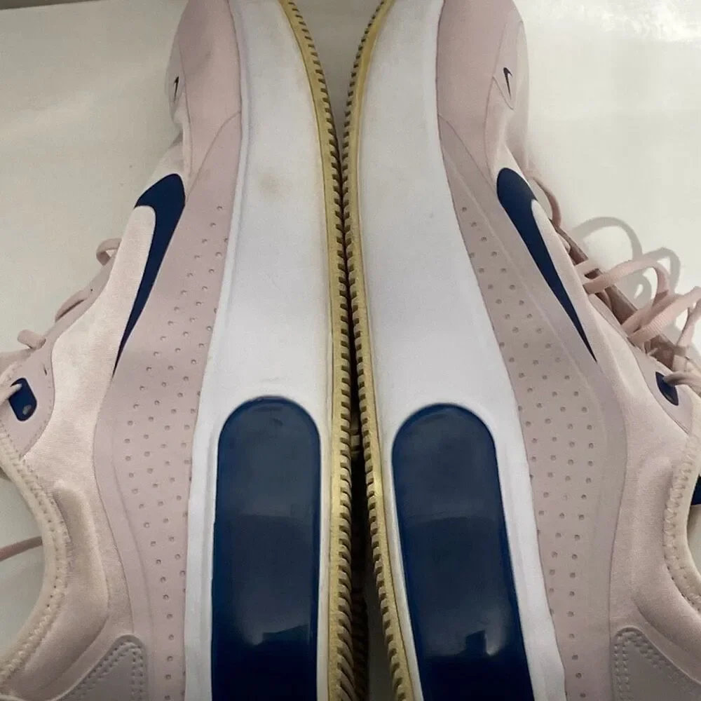 Nike Air Max Dia Women Size 9‎ Barely Rose Nightshade Pink Navy CI3898-600